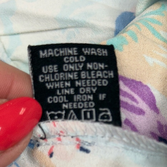 Tolani Collection Iggy Floral Dress Large, Floral Ruffle V Neck Midi Dress - Picture 12 of 14